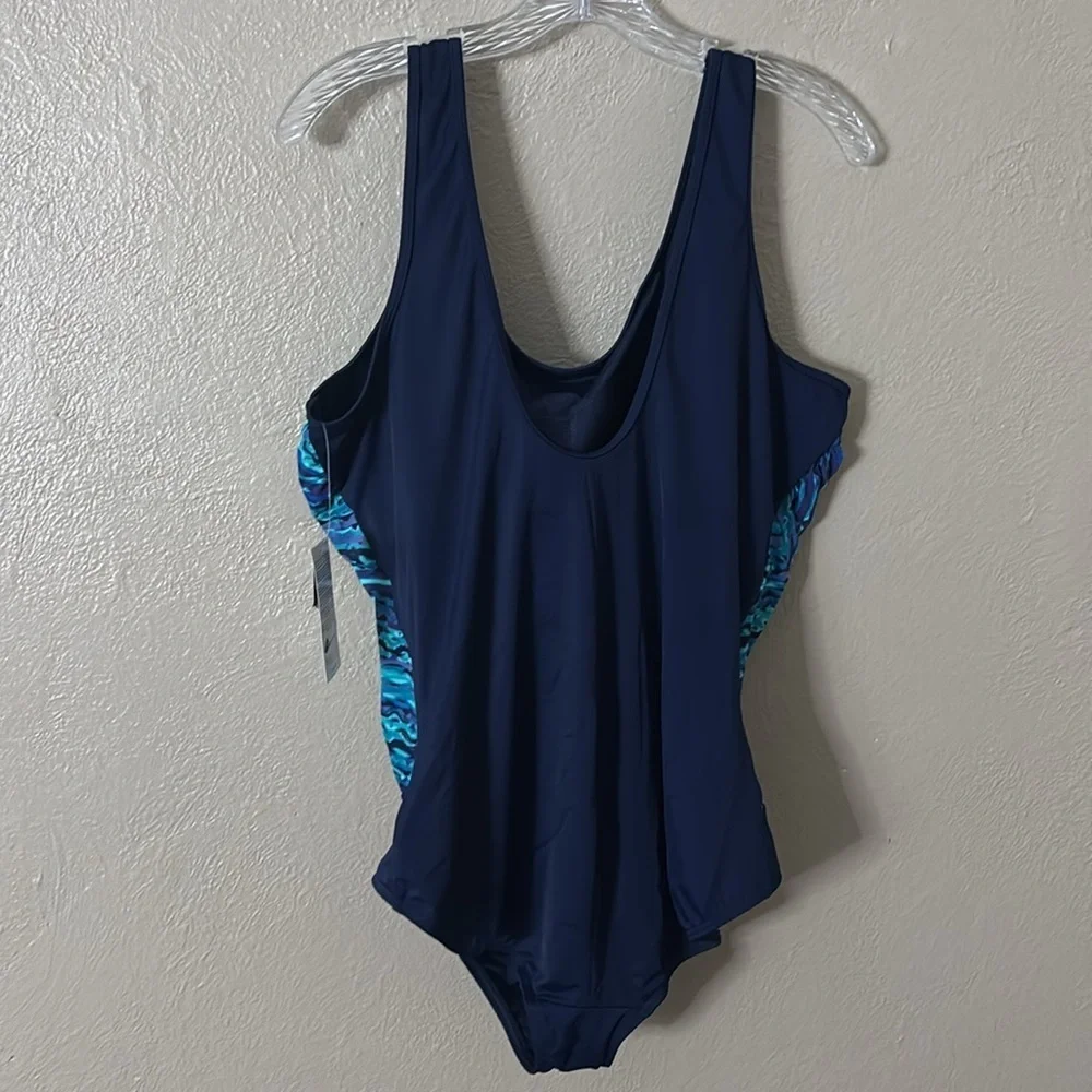 Lands End Plus Size Women’s One Piece‎ Swimsuit, 22W Blue